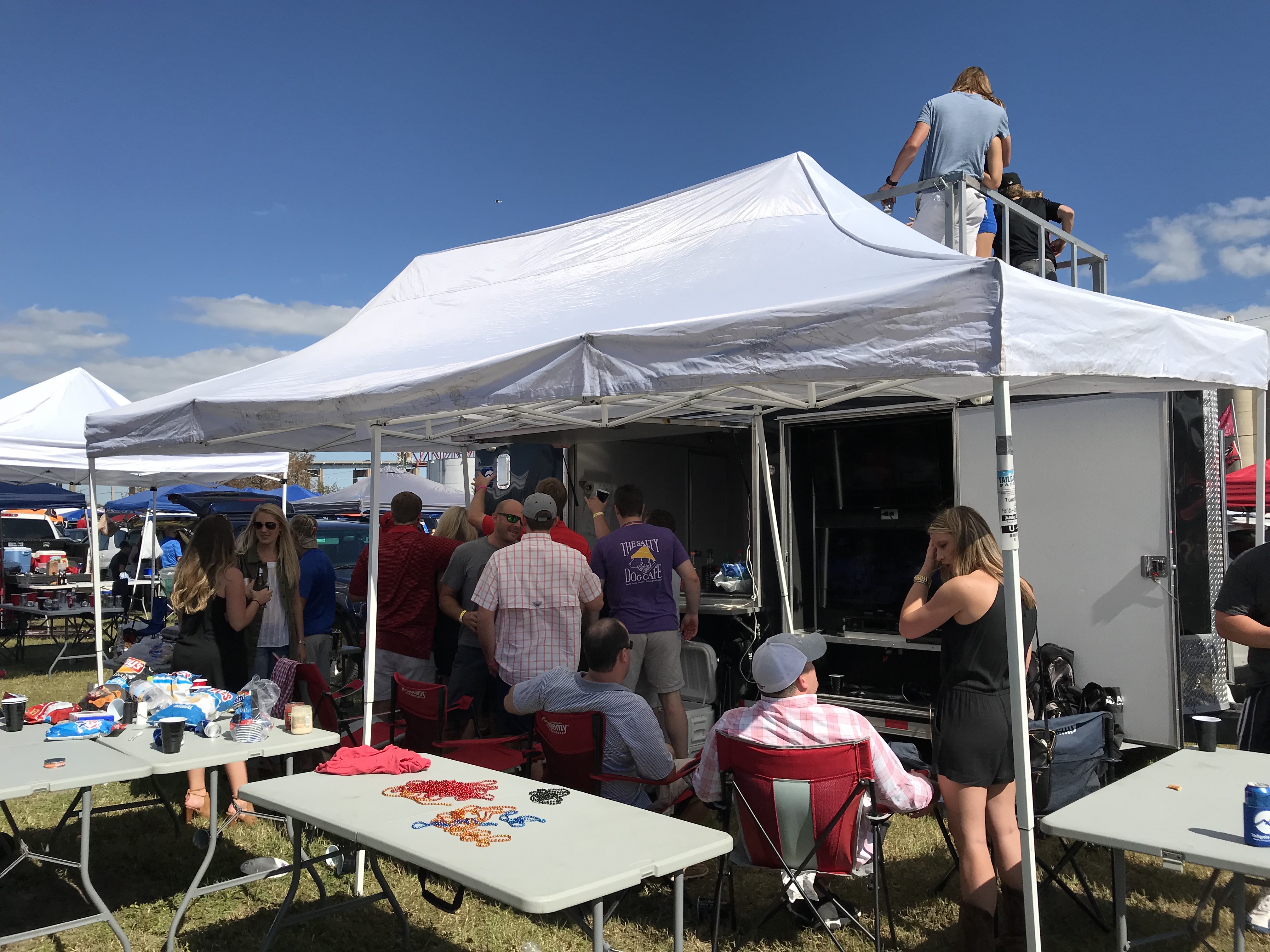 jacksonville-fl-tailgate-king-rental-package